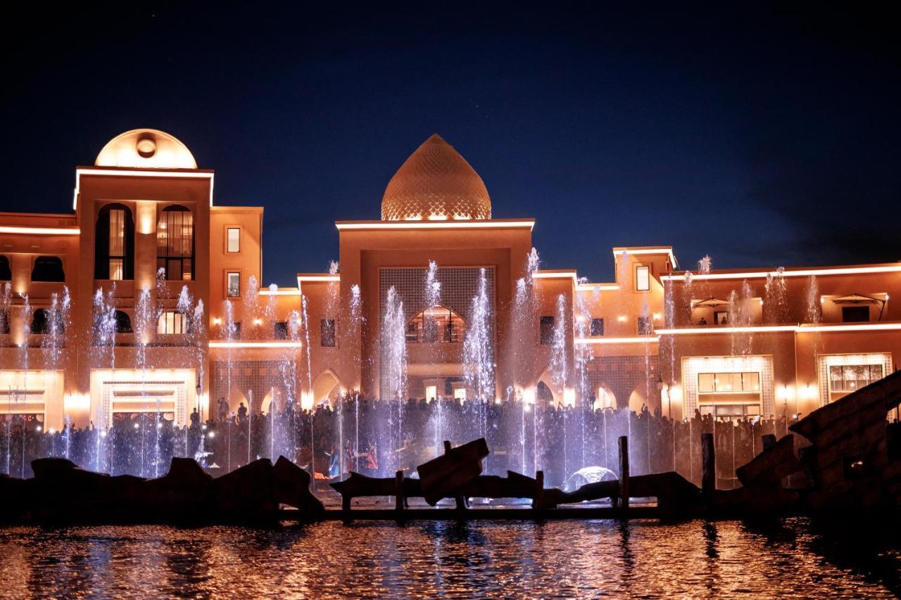 Karavansaray Turkistan Harbour Hotel -Flying Theatre Access 外观 照片 The fountains at the Emirates Palace